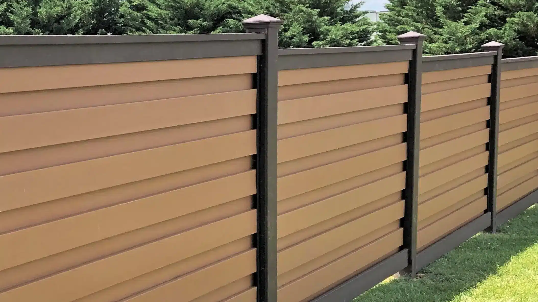 Trex Horizontal Fencing, a unique design